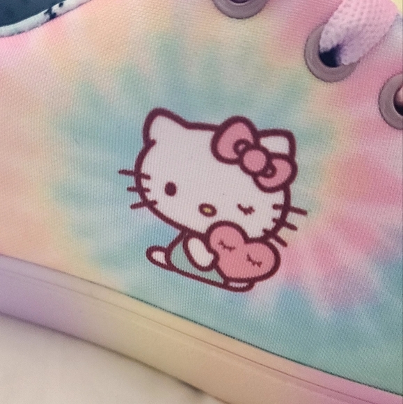 Loly in the sky, hello kitty tie dye shoes - Picture 3 of 8